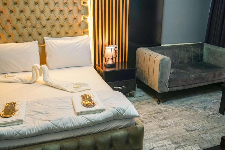 ömer Agah Bayrampasa Otel *